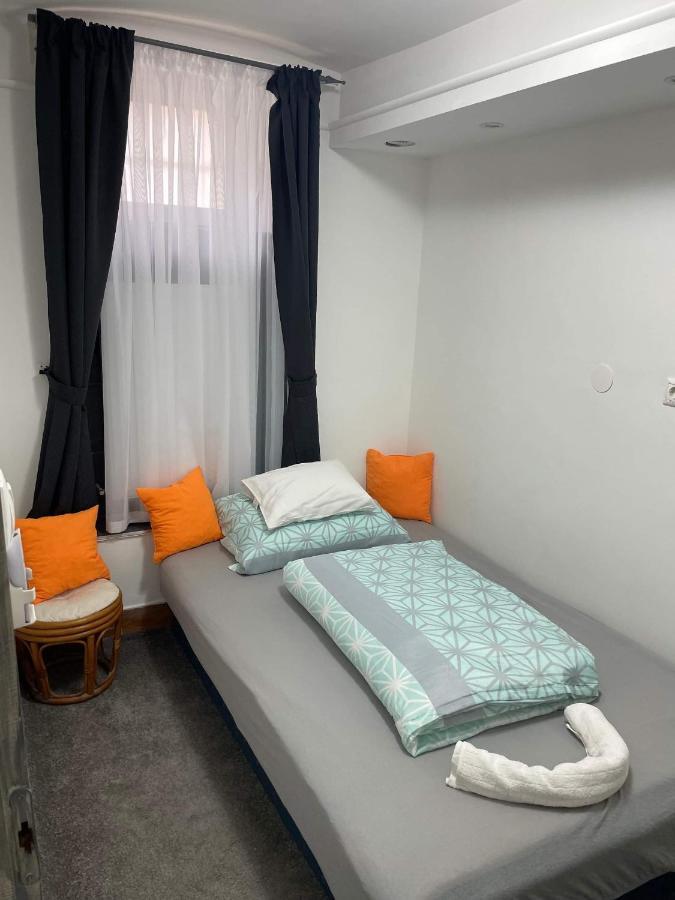 Centrum Wellness Hostel Дебрецен Экстерьер фото